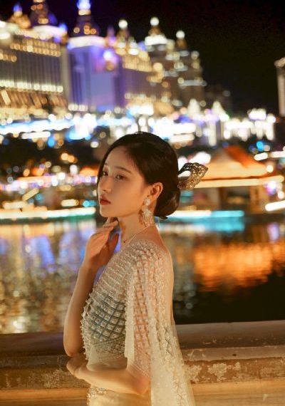 打扑克剧烈运动的视频_神马电影免费观看