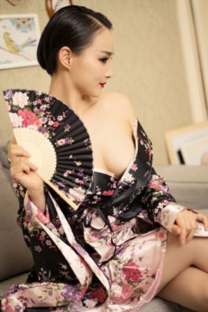 无颜之月1到5_手机在线看片