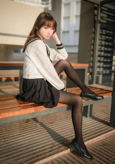 二奶村之杀夫在线观看_免费手机在线看片