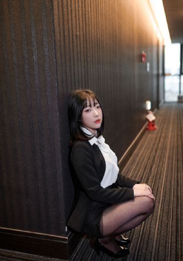美女18免费_BD韩语BD在线观看