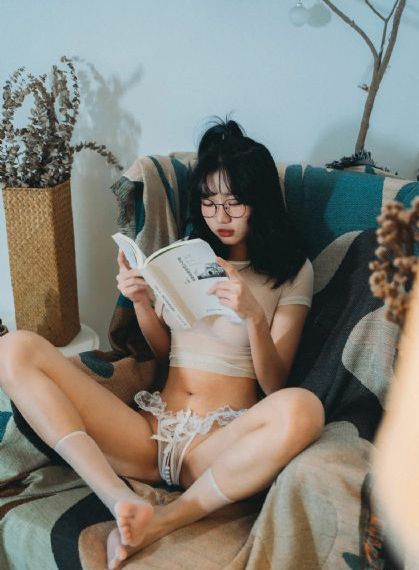 小姨母2_4K免费观看韩国
