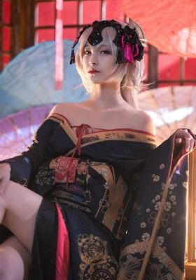 氪金玩家在线观看全集免费播放_国产剧手机免费观看完整