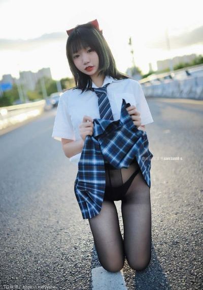 我的漂亮女老板在线播放_日韩在线播放专区